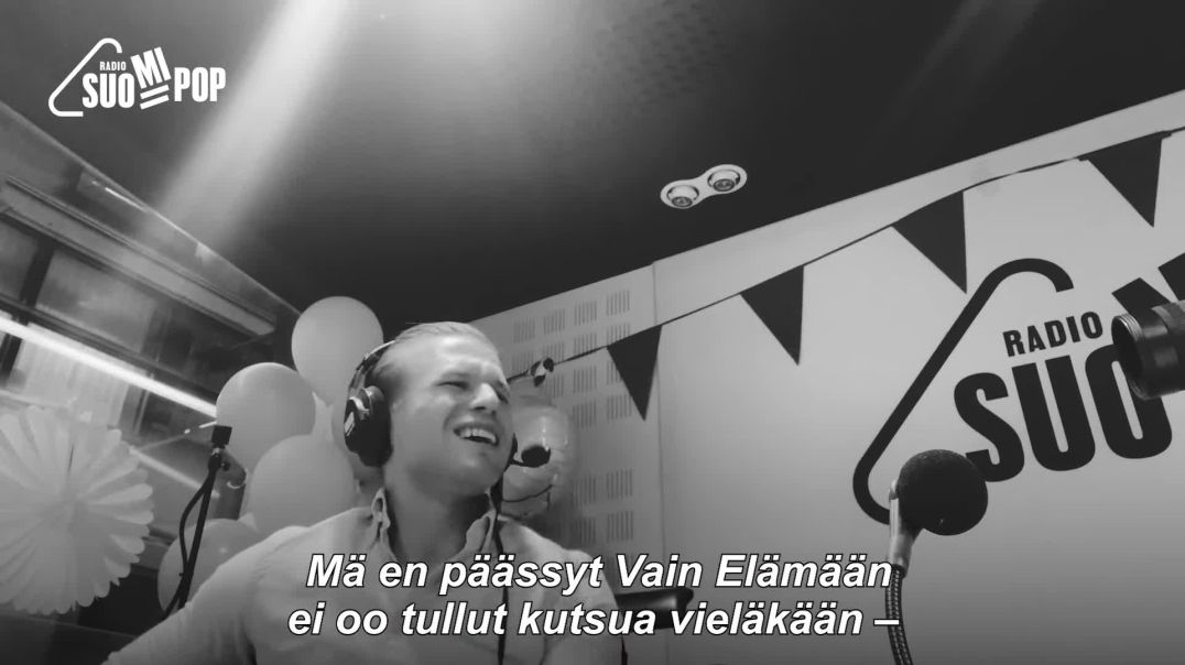 ⁣Hovimuusikko Ilkka - Aamulypsy 15v -toivepotpuri